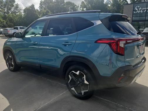 Pluton Blue 2025 Kia Seltos EX