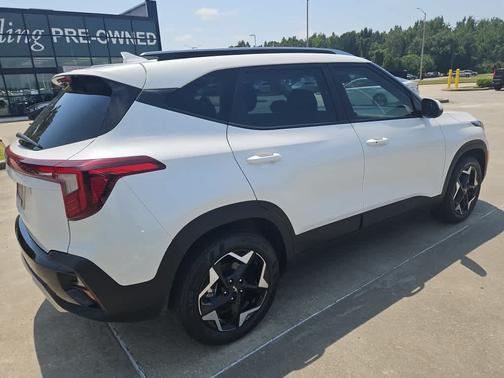Snow White Pearl 2026 Kia Seltos S
