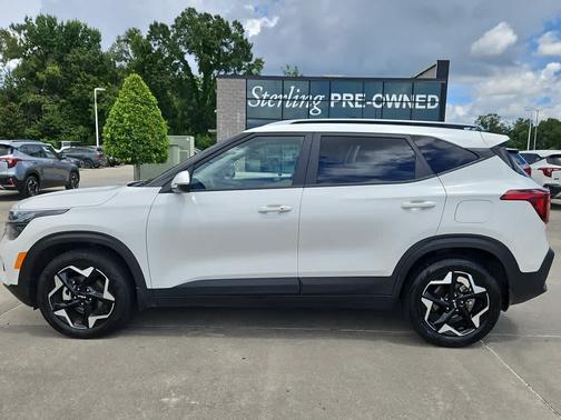 Snow White Pearl 2025 Kia Seltos S