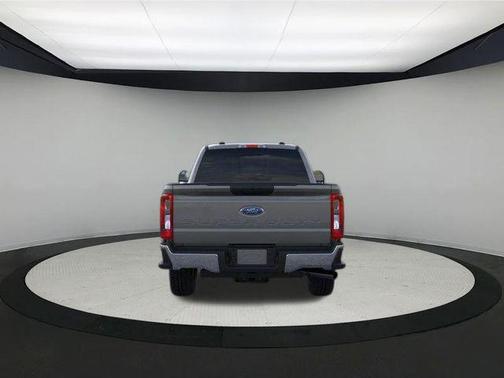 2025 Ford F-350 XLT