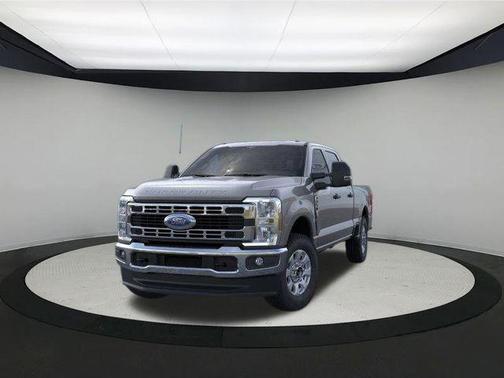 2025 Ford F-350 XLT