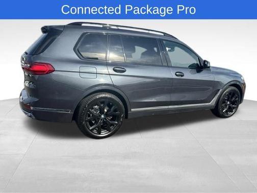 Arctic Grey Metallic 2021 BMW X7 xDrive40i