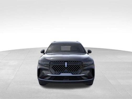 Infinite Black Metallic Clearcoat 2026 Lincoln Nautilus Reserve