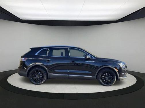 2021 Lincoln Nautilus Reserve