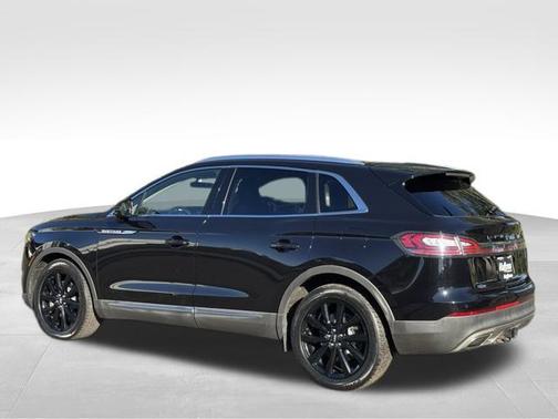 2021 Lincoln Nautilus Reserve