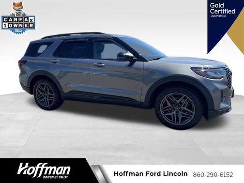 Carbonized Gray Metallic 2026 Ford Explorer ST-Line