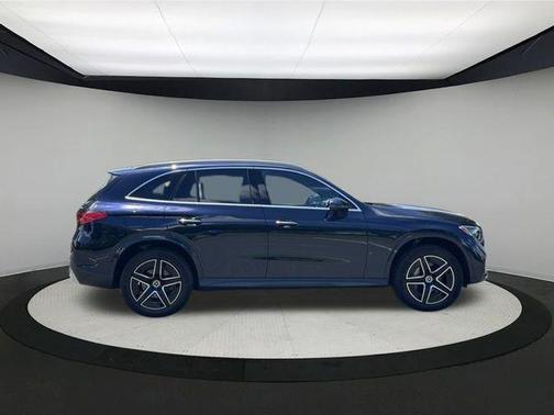 2023 Mercedes-Benz GLC 300 4MATIC