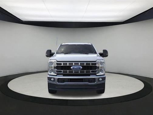 2025 Ford F-350 XLT