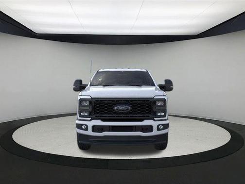 2025 Ford F-250 XLT