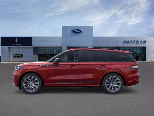 Red Carpet Metallic Tinted Clearcoat 2026 Lincoln Aviator Premiere
