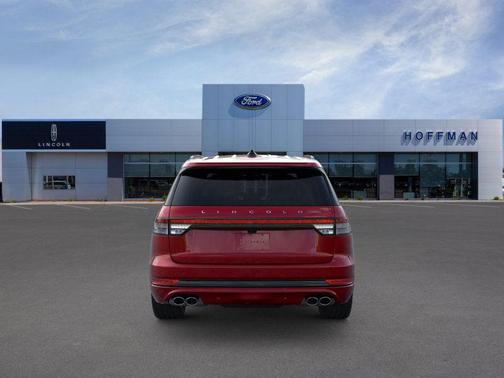Red Carpet Metallic Tinted Clearcoat 2026 Lincoln Aviator Premiere