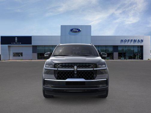 Starlight Gray Premium Colorant 2026 Lincoln Navigator Reserve