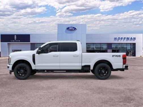 Star White Metallic Tri-Coat 2026 Ford F-350 Lariat