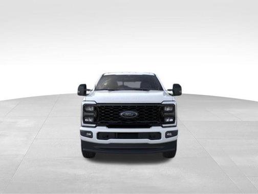 Star White Metallic Tri-Coat 2026 Ford F-350 Lariat