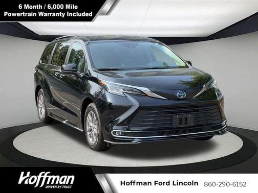 2023 Toyota Sienna XLE 7 Passenger