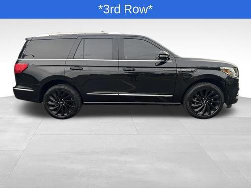Infinite Black 2021 Lincoln Navigator Reserve