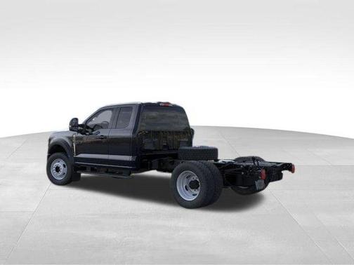 Agate Black 2026 Ford F-450 XL