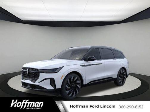 2025 Lincoln Nautilus Reserve