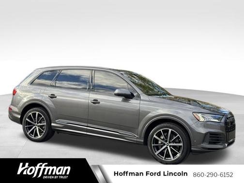 2023 Audi Q7 55 Premium Plus