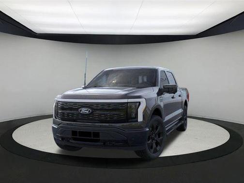 2025 Ford F-150 Lightning Platinum