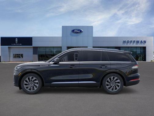 Infinite Black Metallic Clearcoat 2026 Lincoln Aviator Premiere