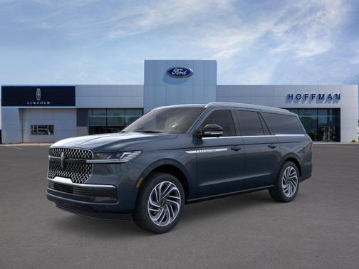 Flight Blue Metallic Clearcoat 2026 Lincoln Navigator Reserve