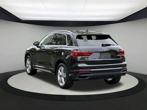 2023 Audi Q3 45 S line Premium Plus