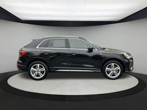 2023 Audi Q3 45 S line Premium Plus