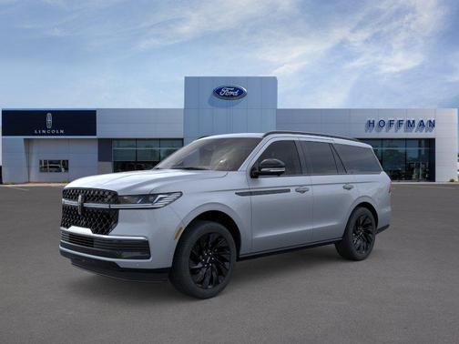 Gray Mist Metallic Tri-Coat 2026 Lincoln Navigator Reserve