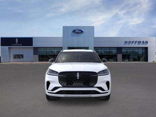 Pristine White Metallic Tri-Coat 2026 Lincoln Aviator Reserve AWD