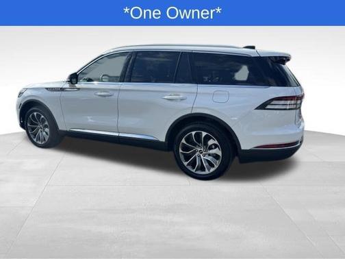 Pristine White Metallic Tri-Coat 2026 Lincoln Aviator Reserve AWD