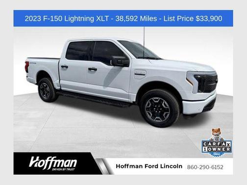 Oxford White 2023 Ford F-150 Lightning XLT