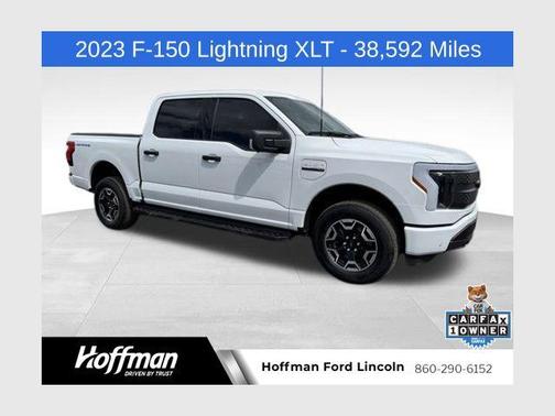 Oxford White 2023 Ford F-150 Lightning XLT