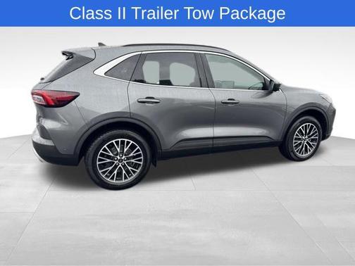Carbonized Gray Metallic 2024 Ford Escape PHEV SE