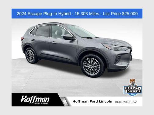 Carbonized Gray Metallic 2024 Ford Escape PHEV SE