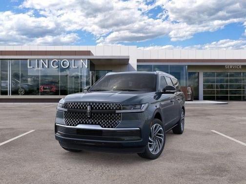 Flight Blue Metallic Clearcoat 2026 Lincoln Navigator Reserve