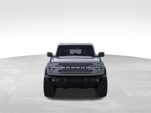 Avalanche Gray 2026 Ford Bronco Badlands