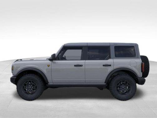 Avalanche Gray 2026 Ford Bronco Badlands