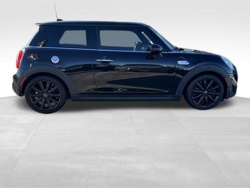 2016 MINI Hardtop Cooper S