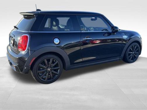 2016 MINI Hardtop Cooper S
