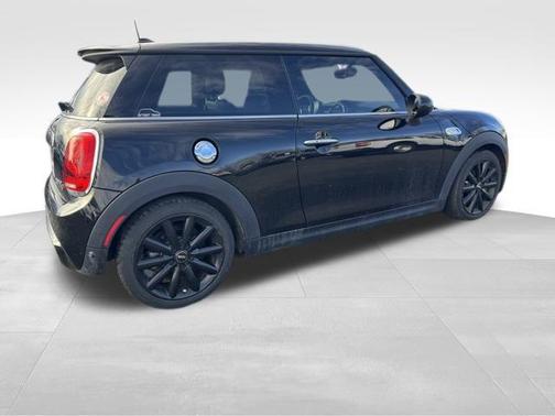 2016 MINI Hardtop Cooper S