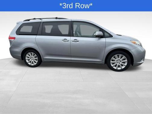 2011 Toyota Sienna Limited