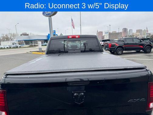 Diamond Black Crystal Pearlcoat 2019 RAM 1500 Classic Warlock Quad Cab 4x4 6'4' Box