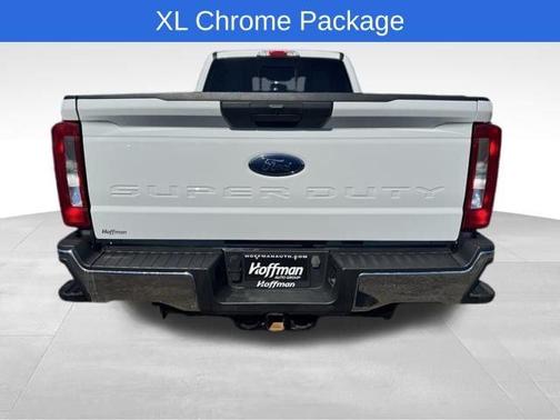 Oxford White 2023 Ford F-350 XL