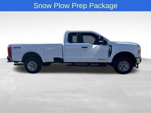 Oxford White 2023 Ford F-350 XL