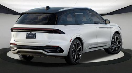 2025 Lincoln Nautilus Reserve