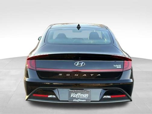 2023 Hyundai SONATA Hybrid Base