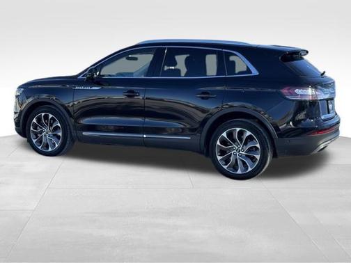 2021 Lincoln Nautilus Reserve