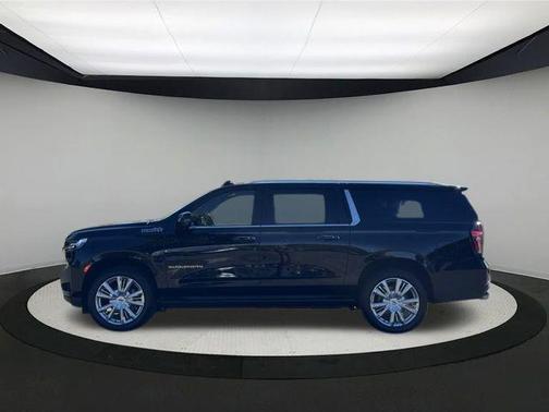 2022 Chevrolet Suburban 4WD High Country