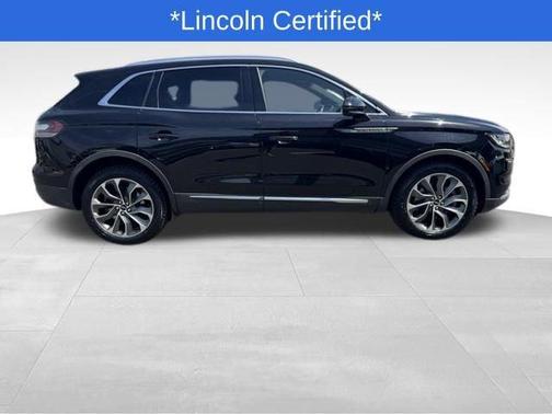 Infinite Black Metallic Clearcoat 2022 Lincoln Nautilus Reserve